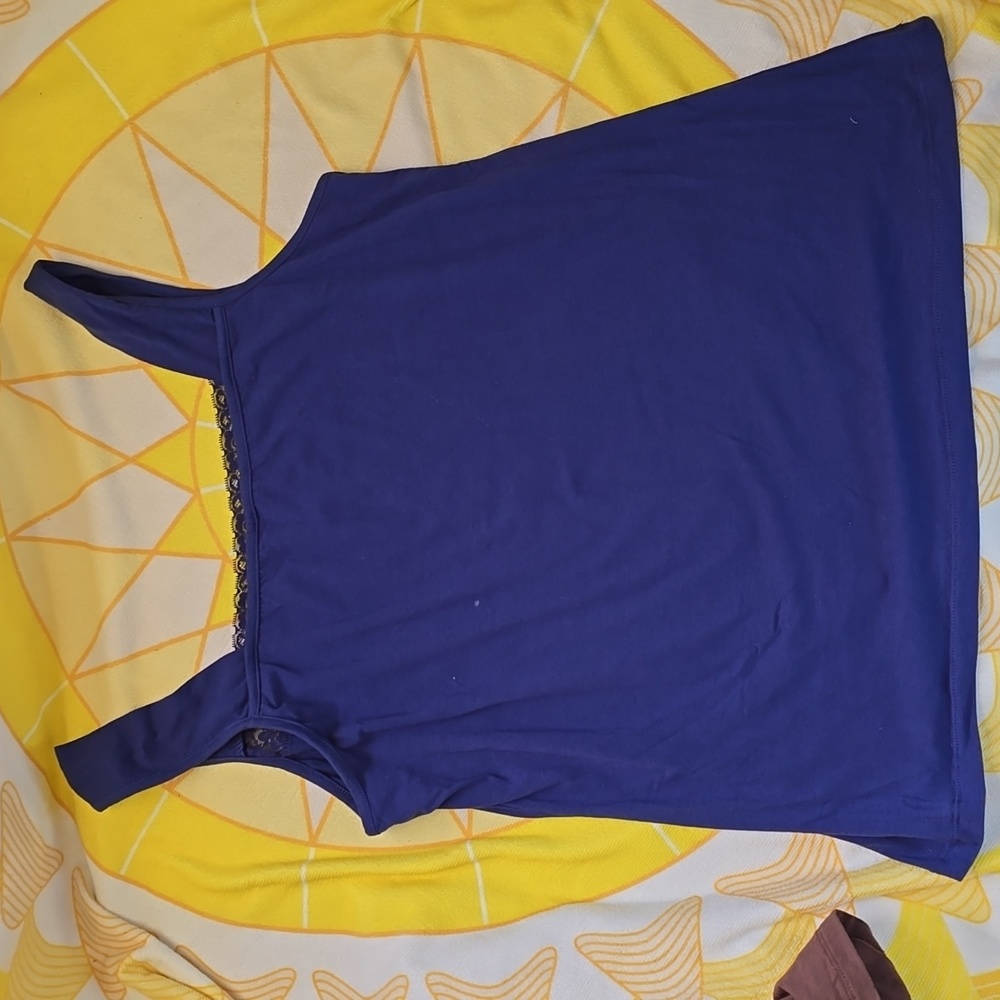 EUC - Plus Size Tank Tops in Brown, Red And Blue Bundle, Size 1X/1T - Picture 8 of 16
